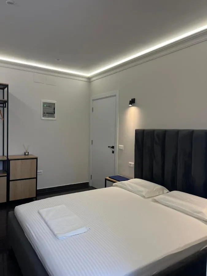 Checkpoint Tirana Apartments